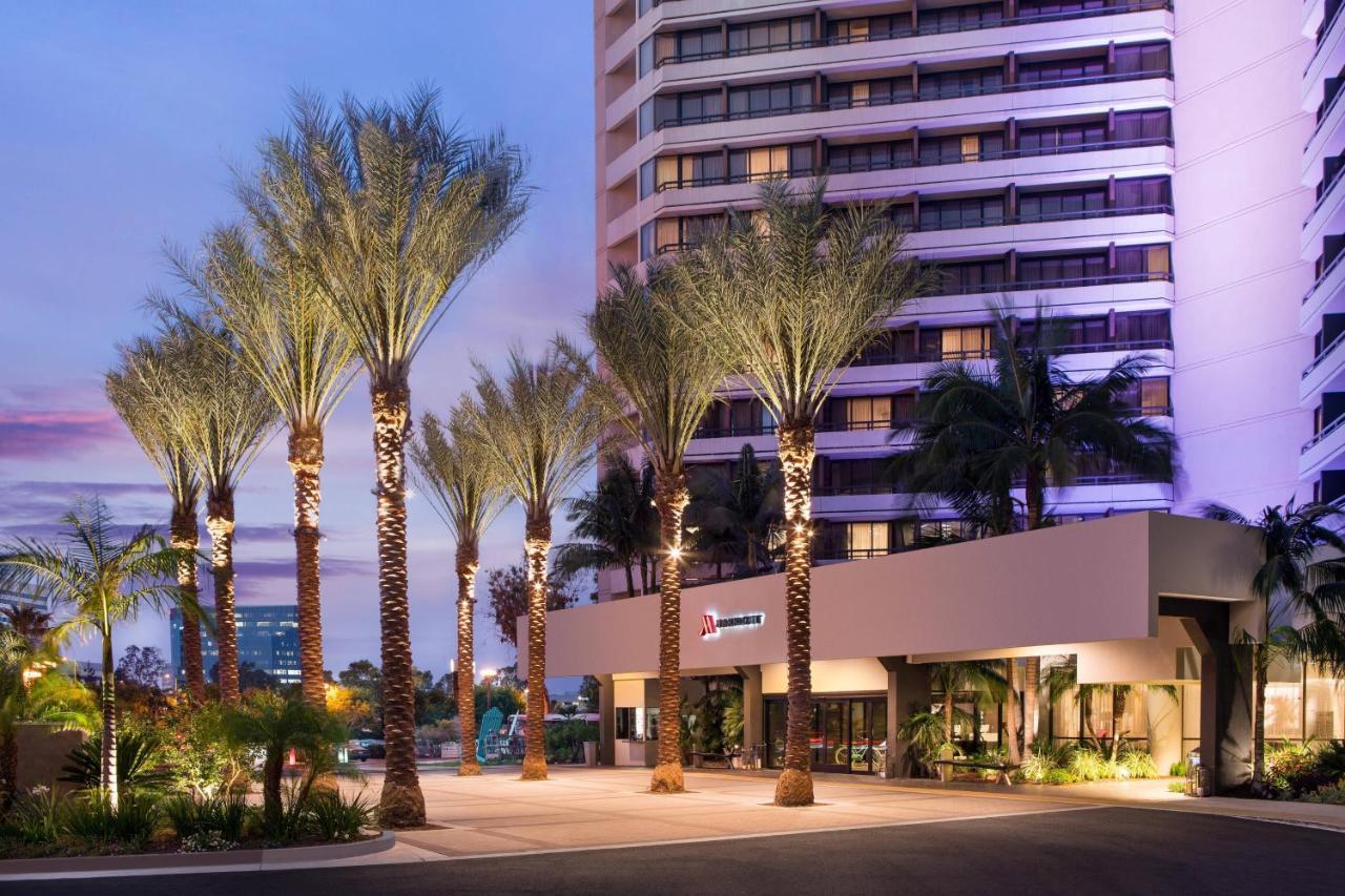 Irvine Marriott Hotel Exterior photo