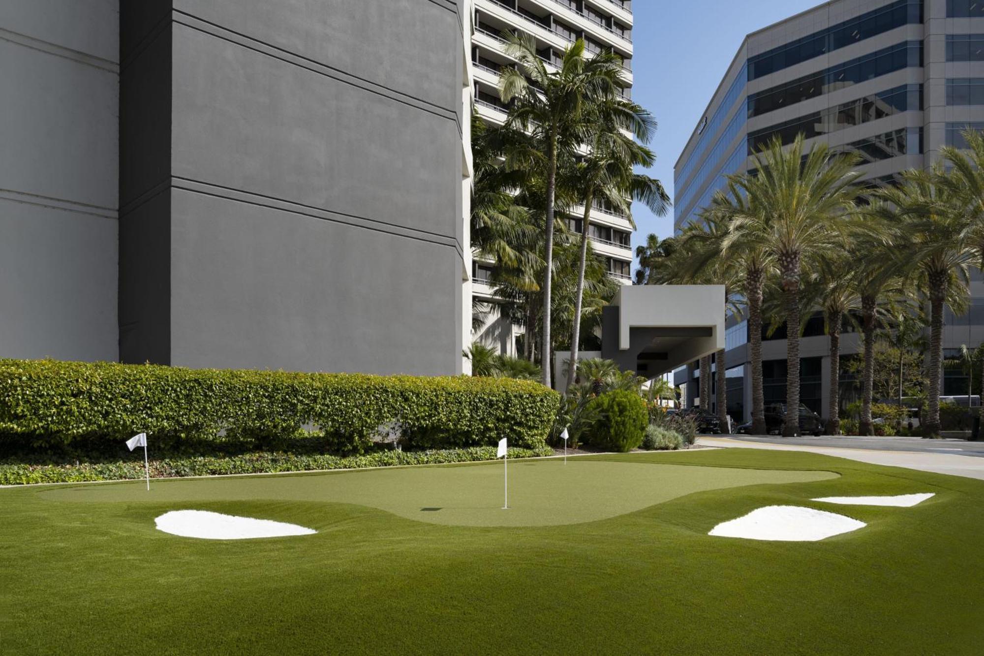 Irvine Marriott Hotel Exterior photo